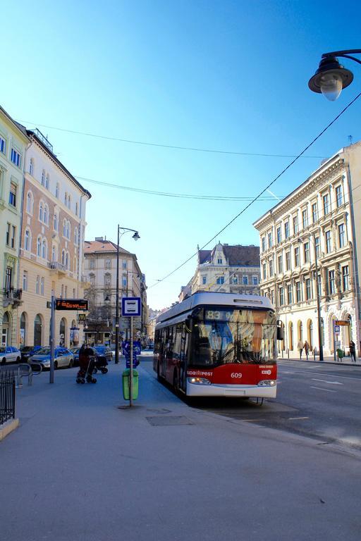 Ferienwohnung Lux Apartman Budapest Exterior foto